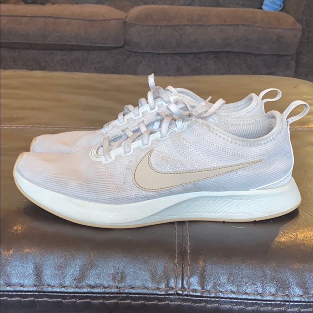 Running shoes